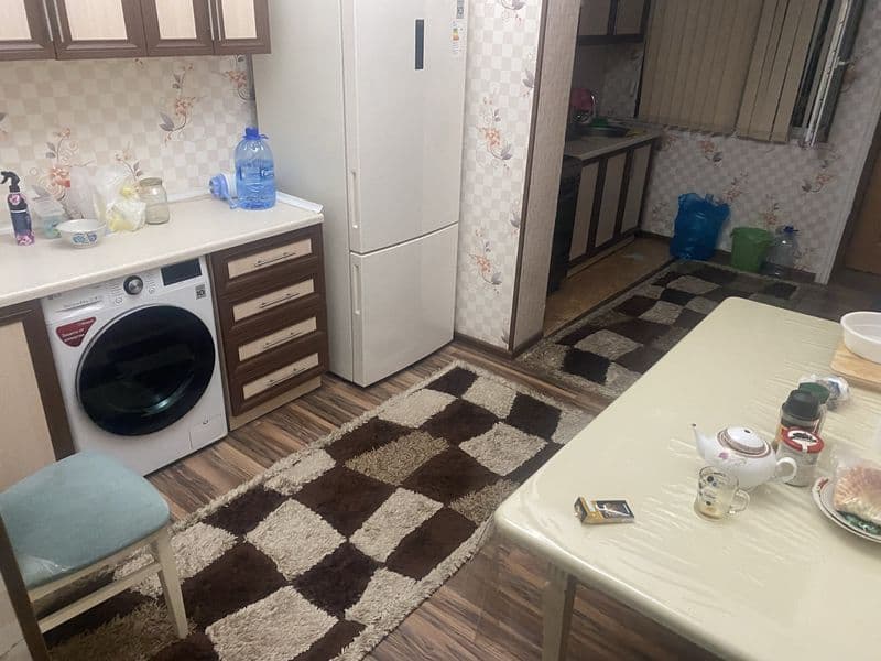 Сдам 3 комнатную  чистую, очень  уютную квартиру с новой меб — фото 4