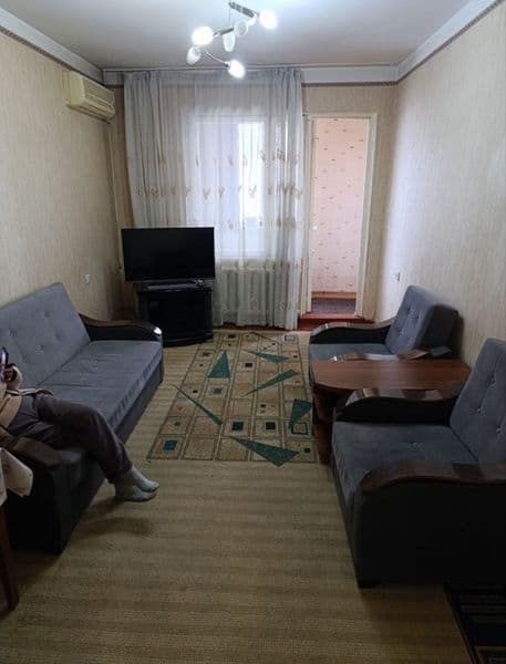 Юнусабад -8<br />
 <br />
Сдаётся аккуратная 2х комнатная кв