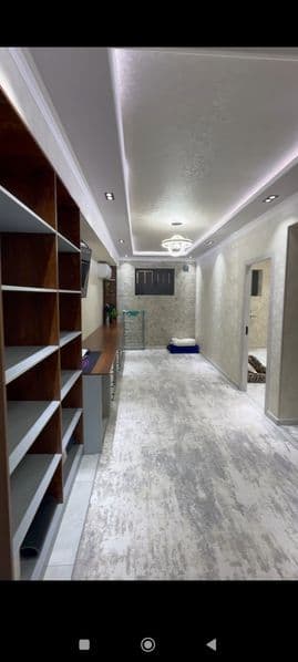 Сергели Мошина бозор Ру́парасида Махаллада 1 хонали Квартира