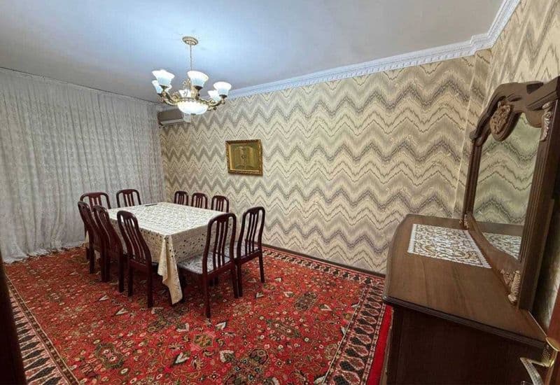 Корасув-1<br />
3/4/4<br />
70 м2<br />
500$<br />
957471945