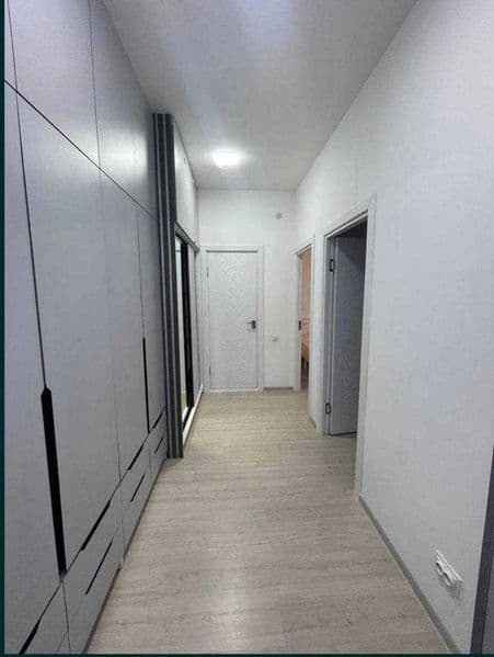 Сдаётся шикарная 1-комнатная квартира в Новостройка<br />
<b — фото 4