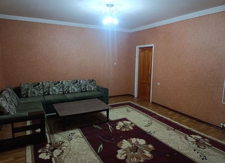 #Аренда<br />
 Вторичный ДОМ<br />
Район: Юнусобод 4-квартал