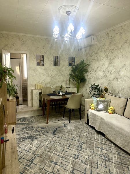 Сдается 2-х переделанная в 3-х квартира со всем необходимым 