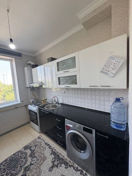 Qizlarga kvartira <br />
<br />
 Manzil: Yunusobod 17-kvartl