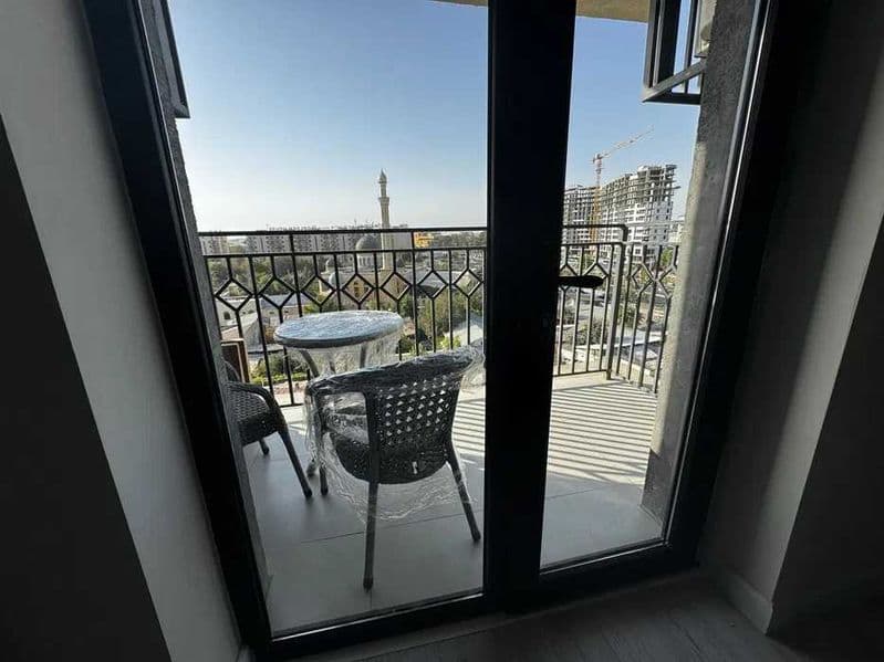 Сдаётся шикарная 2-комнатная квартира в Новостройка<br />
<b — фото 4