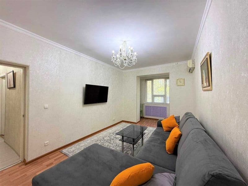 2/2/4 -650   Вторичный Фонд<br />
<br />
Адрес: Цум<br />
Ор