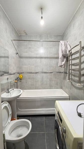 Оlmos metro. Kadisheva bozor<br />
 Kimlarga: Qizlarga<br /> — фото 5