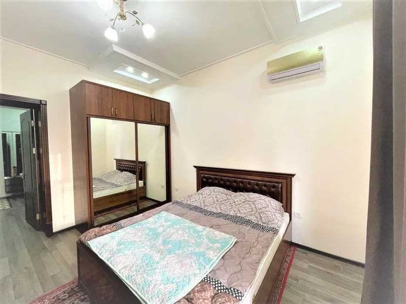 Район: Мирабадский<br />
Адрес: айбек<br />
<br />
Комнат: 3 — фото 2