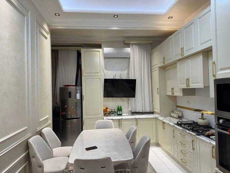 Сдается квартира<br />
<br />
Район: Мирзо Улугбек <br />
Ад