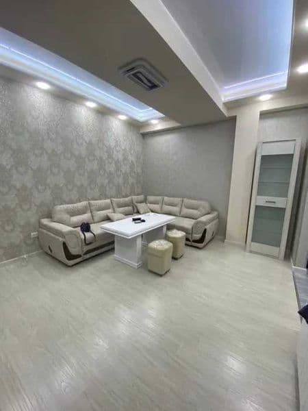 СРОЧНО СДАЕТСЯ !!!<br />
<br />
Район: Яккасарайский <br />
