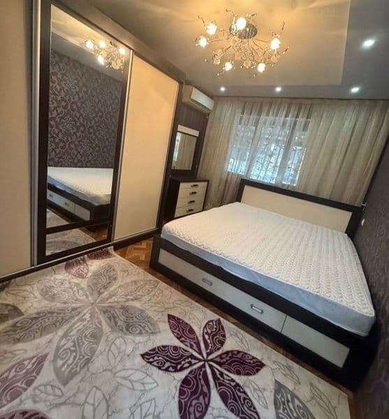 Chilonzor tumanida, Bunyodkor metrosi yonida 2 xonali shinam