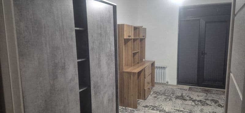 Kir mashinadan tashqari hamma narsasi bor. Kerak boʻlsa u ha