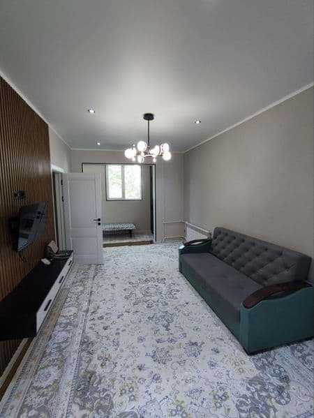 Срочно сдаю 2-х комнатная переделанная 3-х комнатную квартир — фото 2