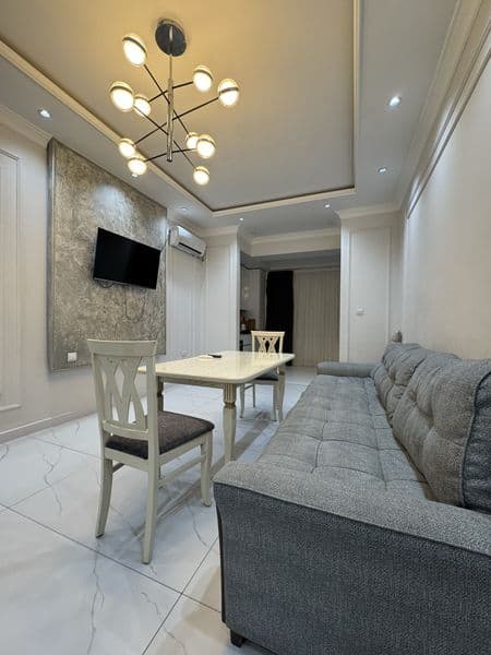 Срочно сдаётся Махтумкули <br />
«Ню Лифе» 3х комнатная Еуро