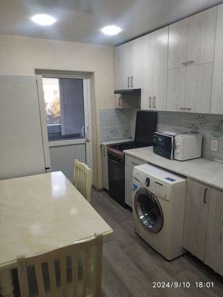 Chilonzor muqimi yolida srochna arendaga beramiza hamma shar