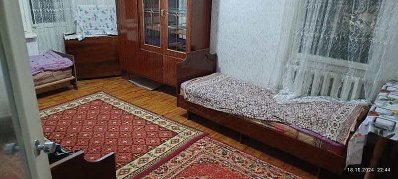 Ишлайдиган еки укийдиган угил болалар учун бир кишига 100 у. — фото 4