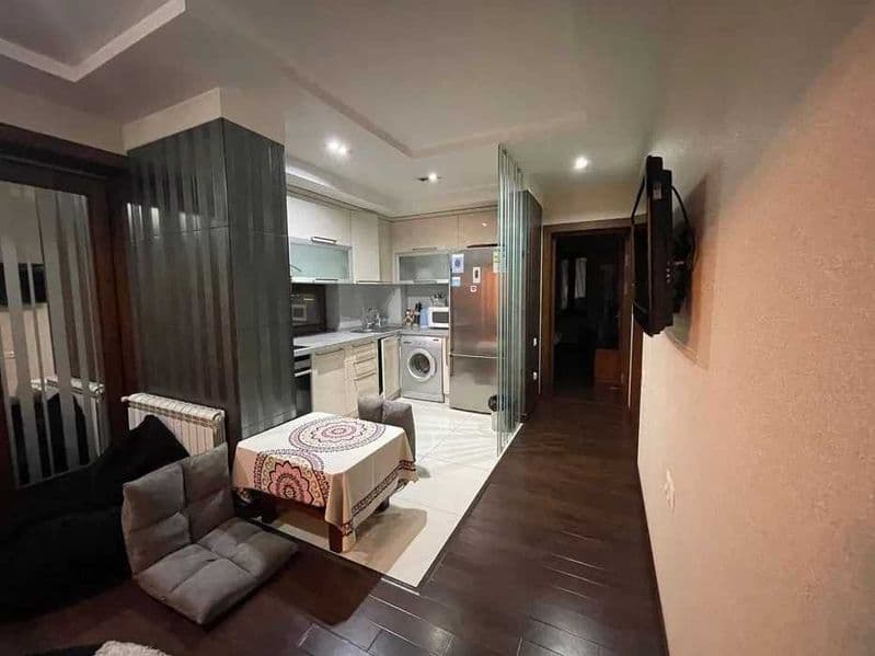 Район: Юнусабадский<br />
Адрес: БОДАМЗОР<br />
<br />
Комна — фото 4