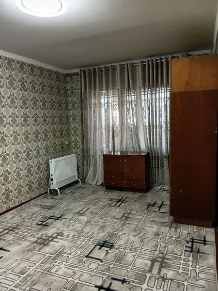 Метродан чиққанданоқ етиб борасиз. Жуда қулай жой.<br />
Ква