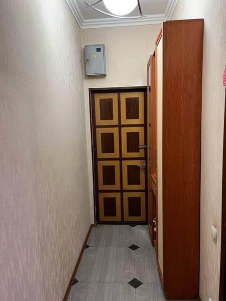 Квартира с ремонтом полностью обставлена до метро 300 метров