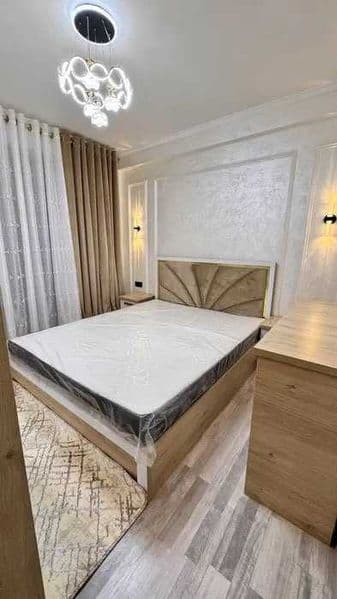 Район: Мирабадский<br />
Адрес: Чехова<br />
<br />
• Комнат — фото 3