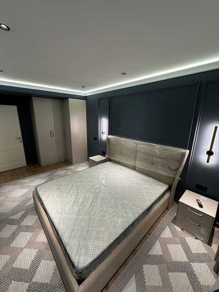 Yakkasaroy tumanida, Oybek metrosi yonida 2 xonali shinam va