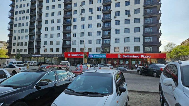 М.Горький метро ёнида 2-х уй оилага ижарага берилади. Хамма 