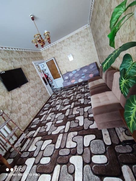 Сдаю  уютную 2-х комнатную квартиру (1 этаж, 5 этажного дома