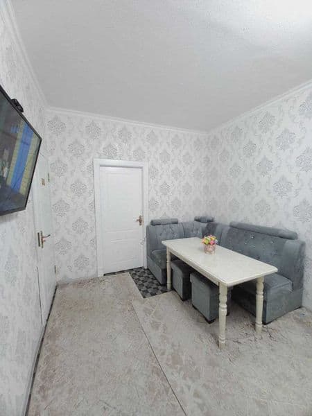 Сдаётся квартира на 6 квартале<br />
Ориентир - Школа №21<br