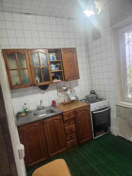 Расположено середине массива   1-ком. Балкон 2х3  просто чис — фото 2