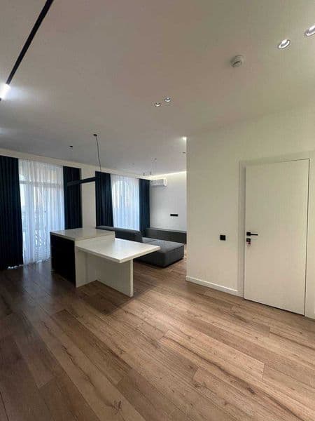 • Район:  Мирабад<br />
• ЖК: NRG Oybek<br />
• Комнат: 2<br — фото 4