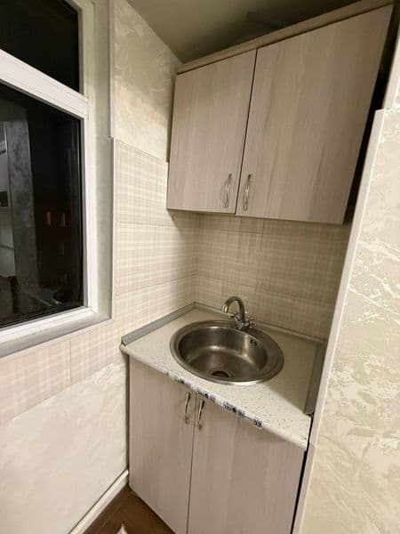 Квартира светлая тёплая. Всё имеется.  Отличное расположение — фото 4
