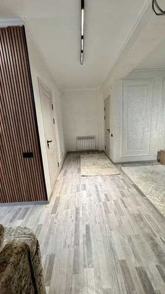 Район: Мирабадский<br />
Адрес: Чехова<br />
<br />
• Комнат — фото 5