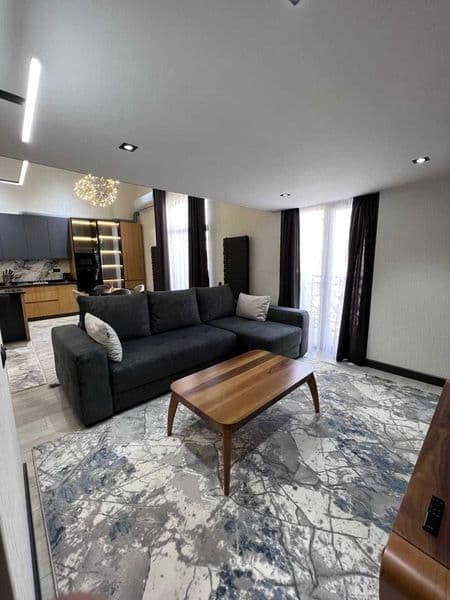 Сдаётся  Квартира в ЦУМе<br />
Ориентир - 110 школа  <br />
 — фото 2