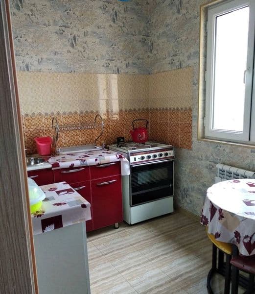 Аренда квартиры 1/4/5 Максим горький<br />
Улица художников. — фото 3