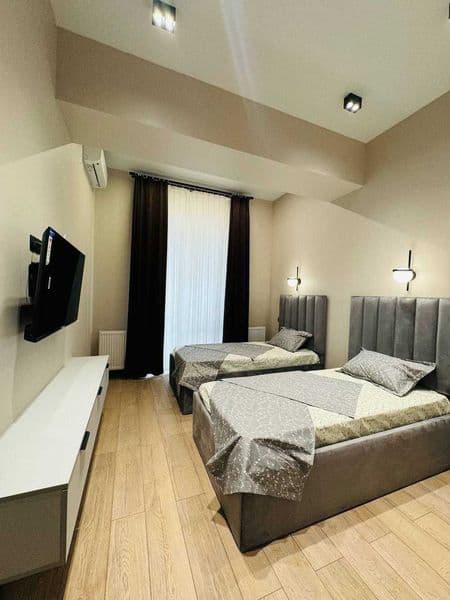 • ЖК: NRG Oybek<br />
• Комнат: 3<br />
• Этаж: 12<br />
• П — фото 4