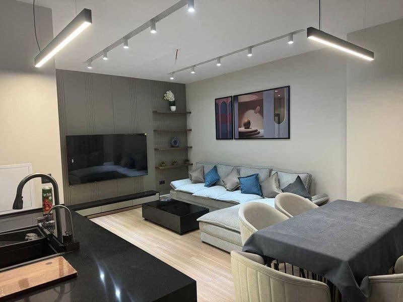 3-комнатная квартира с современным ремонтом<br />
<br />
100 — фото 2