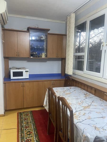 Срочно сдаётся 3 комнатная на 2 этаже 5 этажного дома кирпич — фото 4