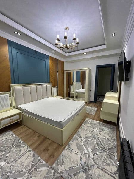 • Район: Юнусабад<br />
• Адрес: 11-квартал<br />
• Ориентир