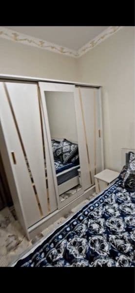 Yunusobod 6 kvartldan Kvartera bor oqiydigan ishlaydigan qiz — фото 3