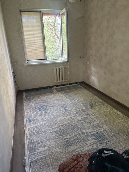 Chilonzor 11 kvartal<br />
2 ta bolaga joy bor<br />
800 min