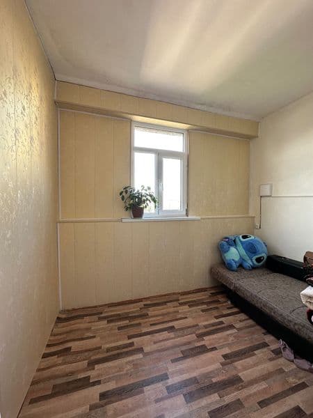 Ищу девушку на подселение, в квартире проживают две девушки 