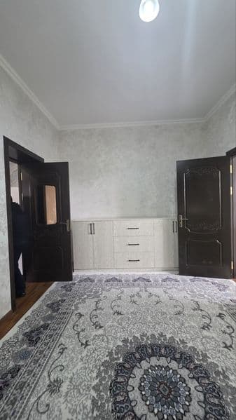 Yunusobod 10 kvartlda ishliydigan qizlaga