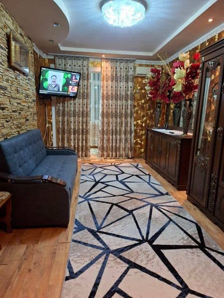 Аренда 3/1/4 Цена: 500$ <br />
Семье девушкам либо парням <b