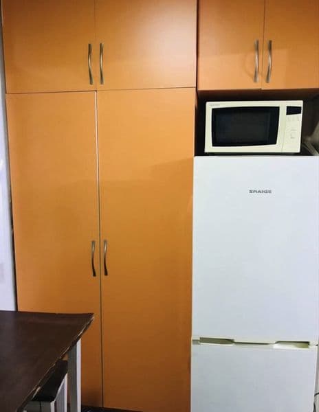 однокомнатная переделанная в двушку. Квартира светлая, имеет — фото 5