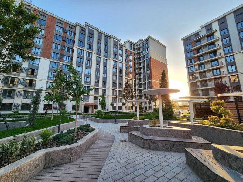 Район: Шайхантахур<br />
Адрес: Лабзак<br />
2/5/9 65кв<br /