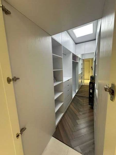 Уникальное предложение аренды в самом центре города<br />
<b — фото 5