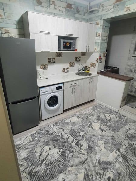 2x Kvartira ijaraga beriladi.<br />
<br />
Lakatsiya: Yunuso