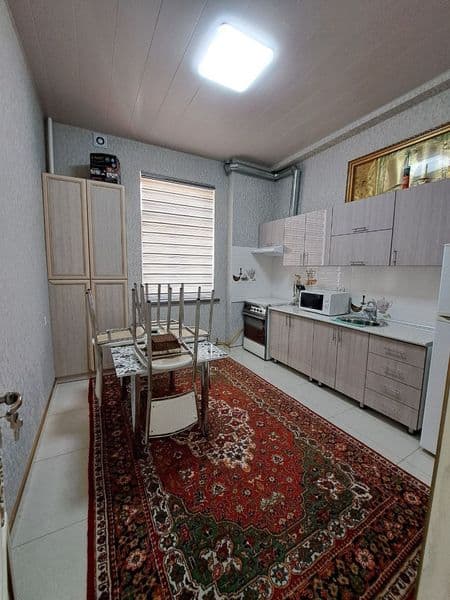 Цена: 390 у.е.<br />
Количество комнат: 2 <br />
Жилая площа