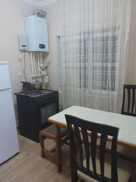 Kvartira 1 xona xamma sharoiti bor <br />
Manzil:Tursunzoda  — фото 2