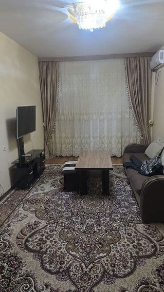 Шайхонтухур <br />
Самарканд Дарвоза<br />
3/10/10<br />
600